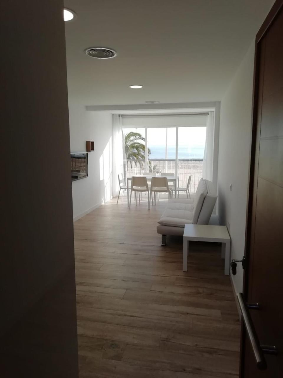 Infante Primera Linea Gandia Playa Apartment Playa de Gandia ภายนอก รูปภาพ